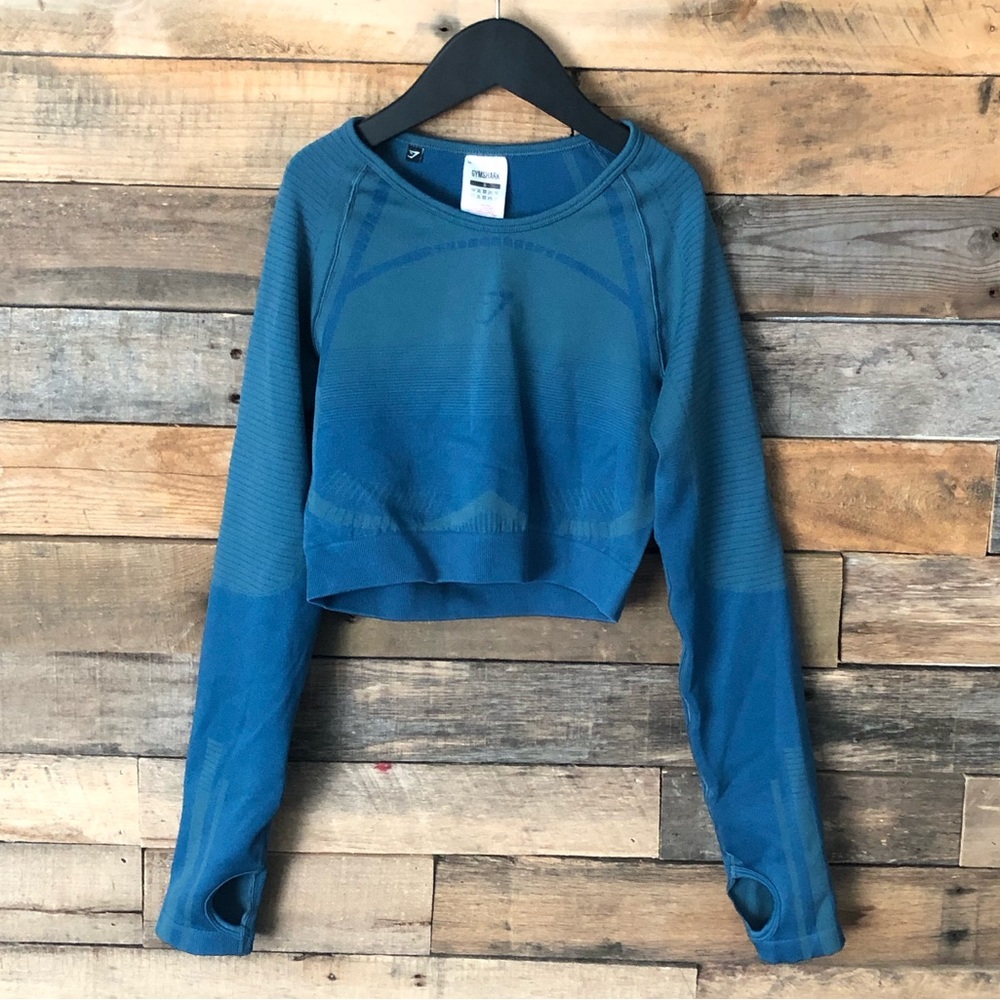 Gymshark top size Small